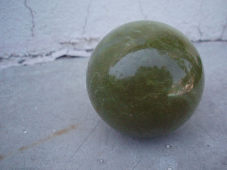 Jasper Sphere Green Treats skin disorders and dispels bloating 174